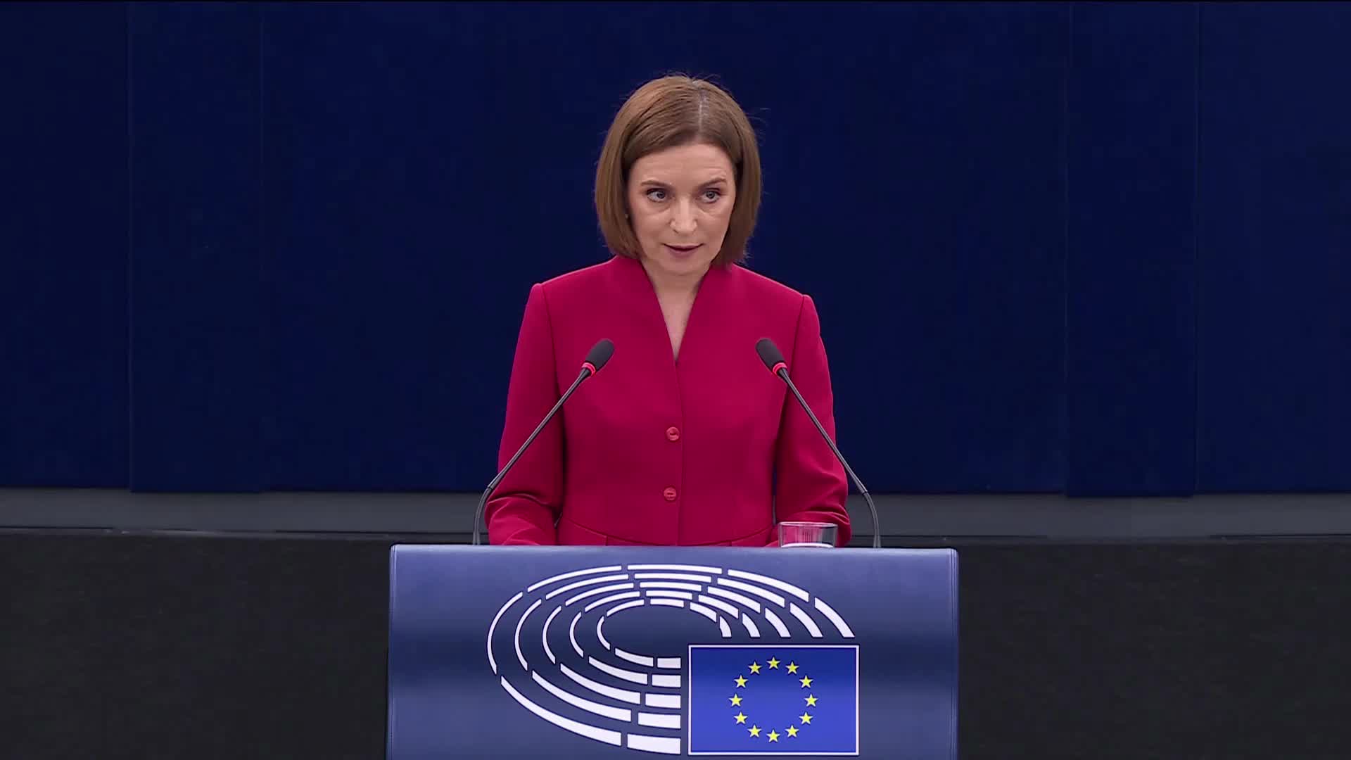 Maia Sandu, o șoapta de corupție în Parlamentul Moldovei